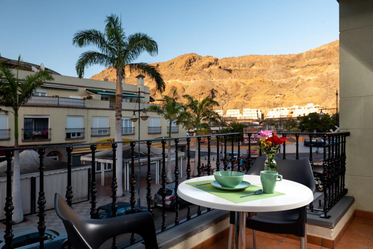Edificio Playa Apartment Puerto De Mogan Luaran gambar