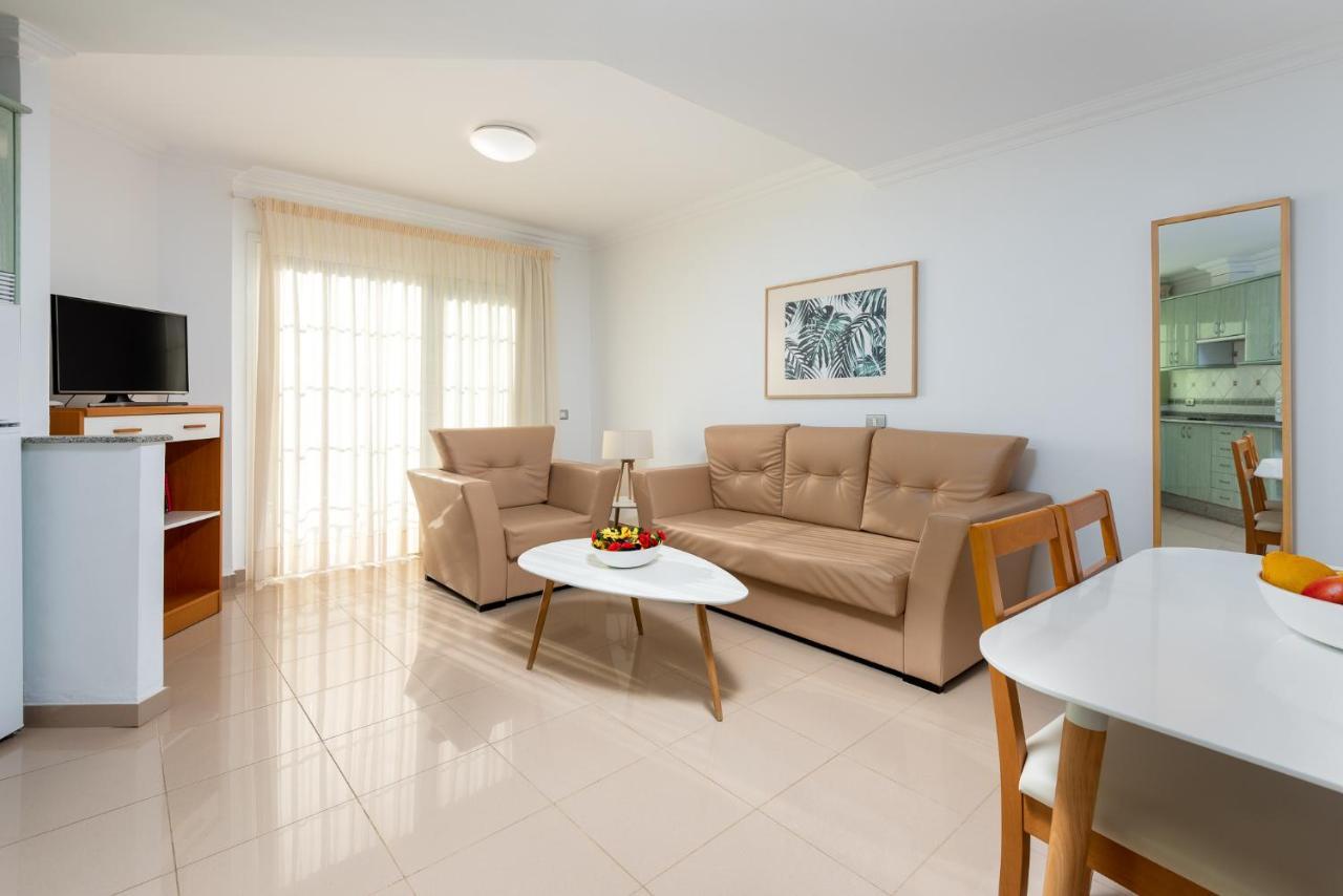 Edificio Playa Apartment Puerto De Mogan Luaran gambar