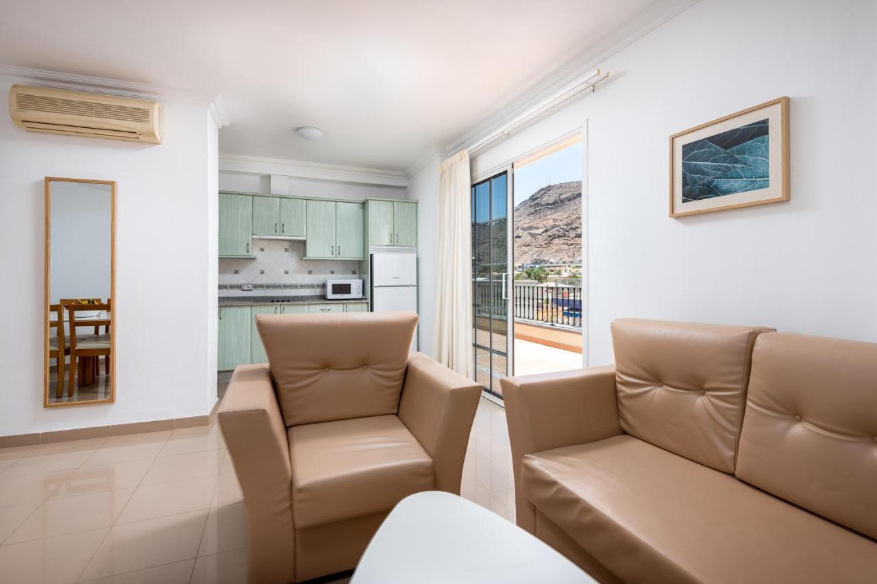 Edificio Playa Apartment Puerto De Mogan Luaran gambar