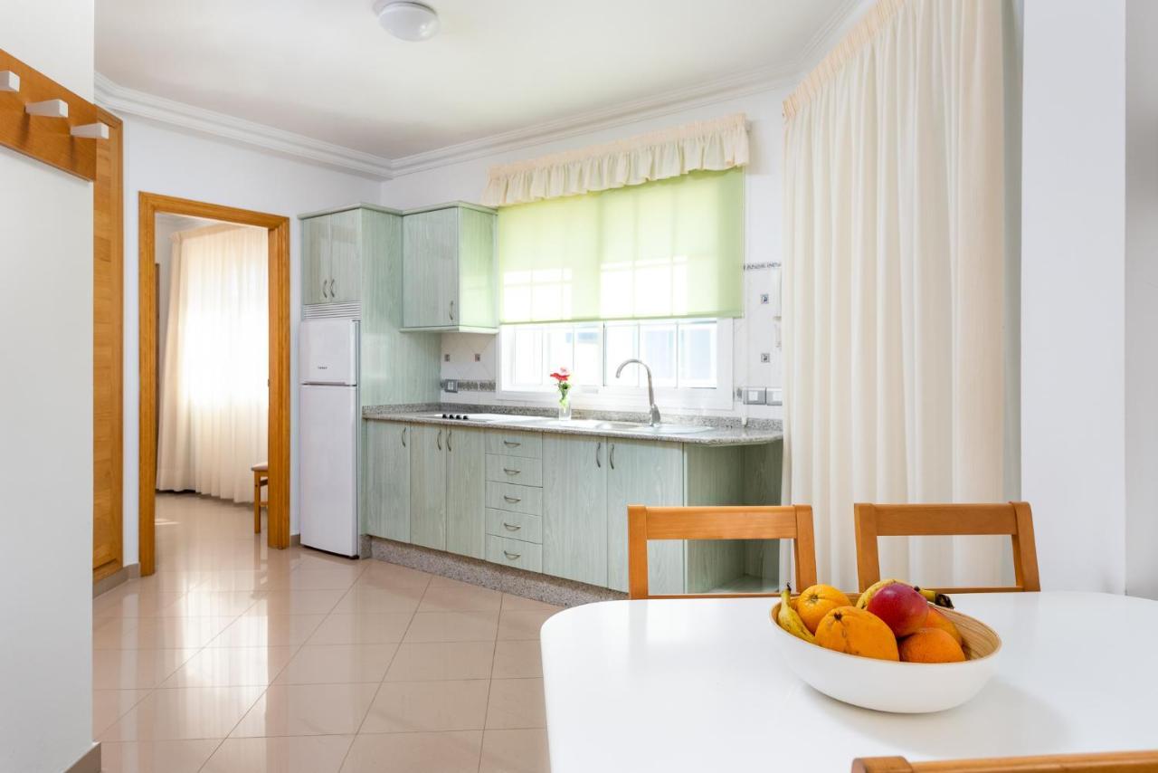 Edificio Playa Apartment Puerto De Mogan Luaran gambar